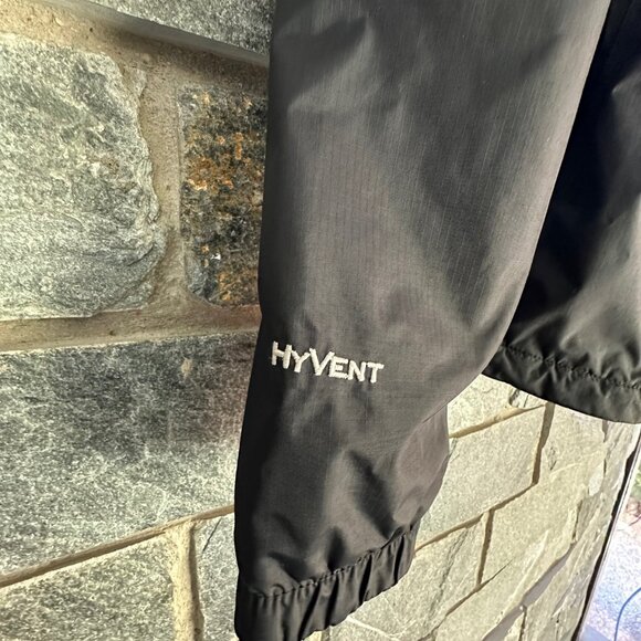 The North Face HyVent Waterproof Jacket - Picture 7 of 10